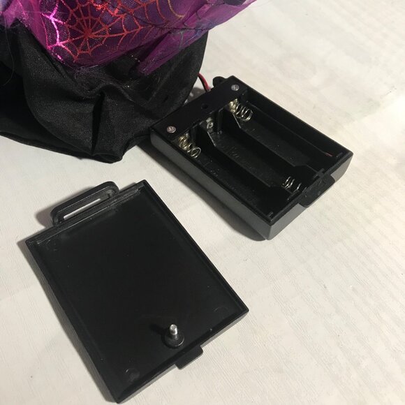 Flying Witch Animated Parachute Striped Legs Spider Web Dress Halloween Ganz ? - Picture 15 of 15